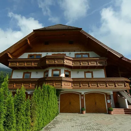 Apartment Haus Sampl *