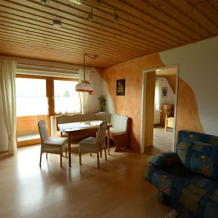 Apartment Haus Sampl *